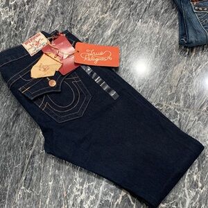 True Religion VINTAGE Women's Billy Jeans 
BRAND NEW ***